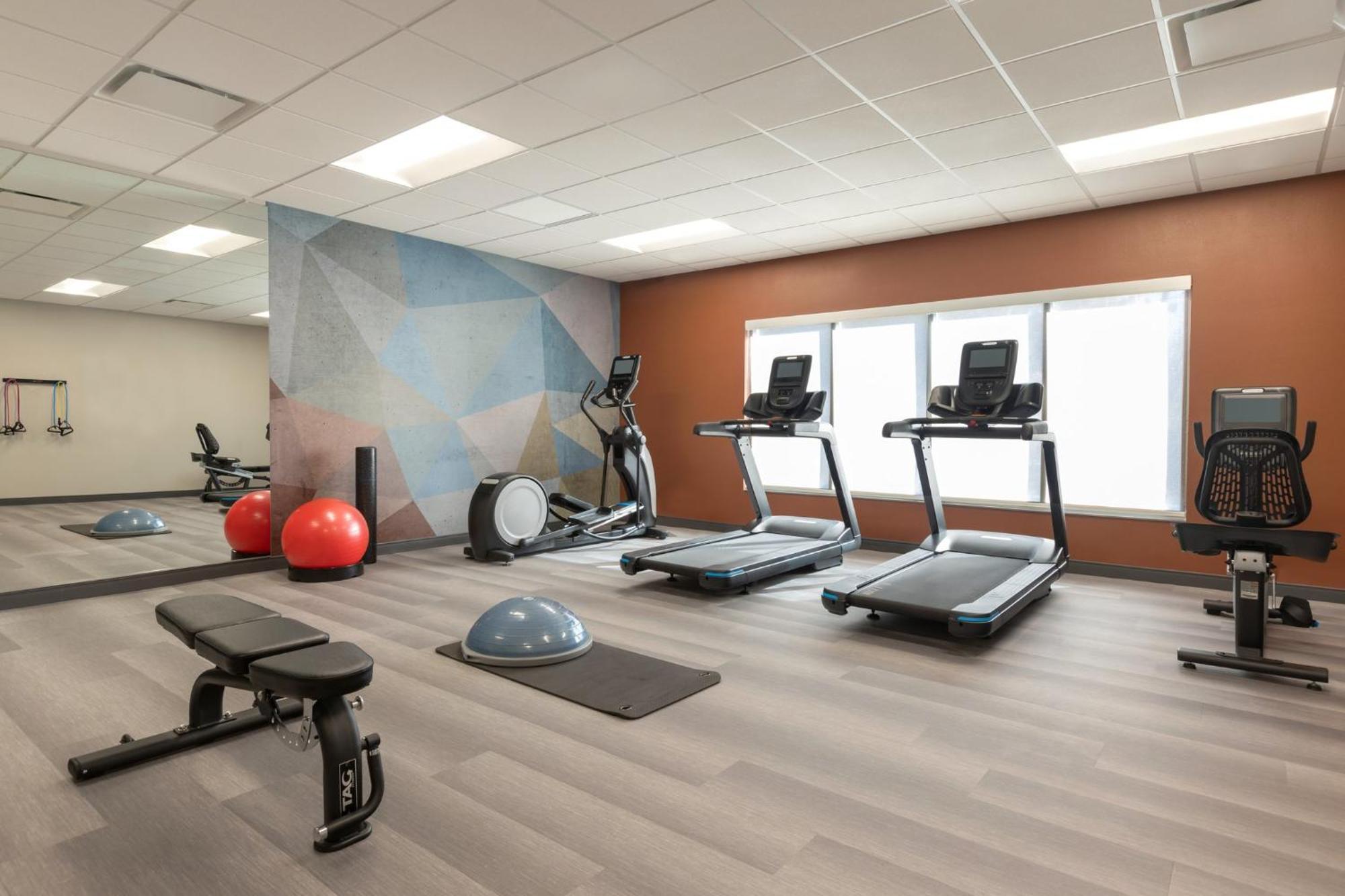 Candlewood Suites Miami - Doral By Ihg Tamiami ภายนอก รูปภาพ